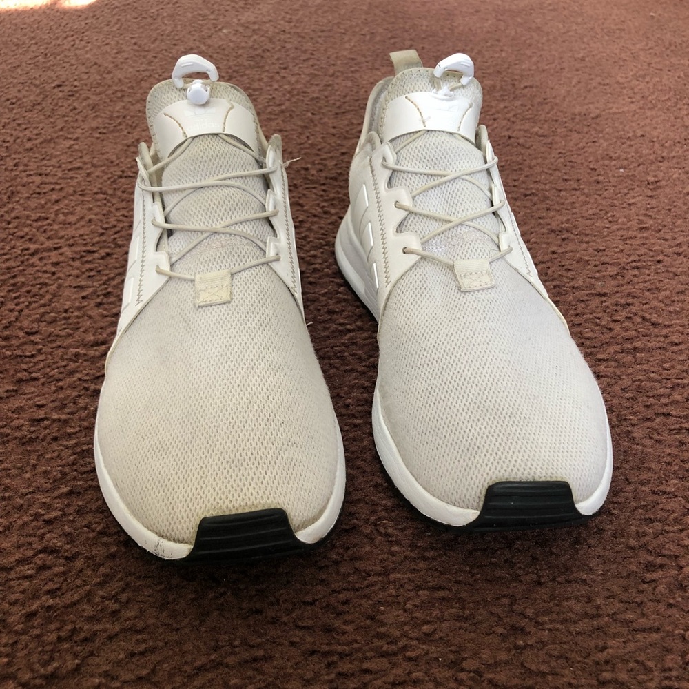 Adidas Sneakers